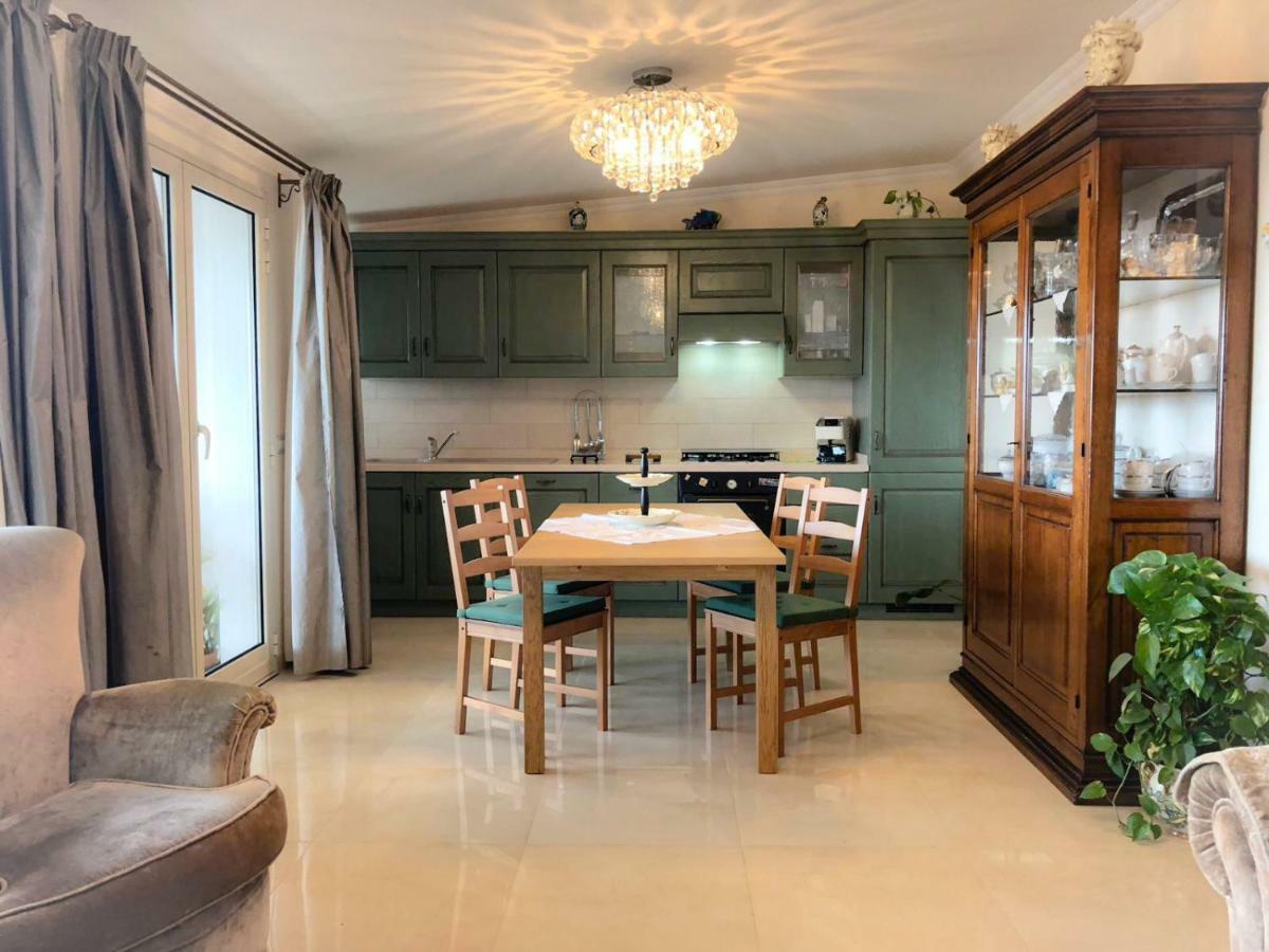 Atticus Apartment 지아르디니낙소스 외부 사진
